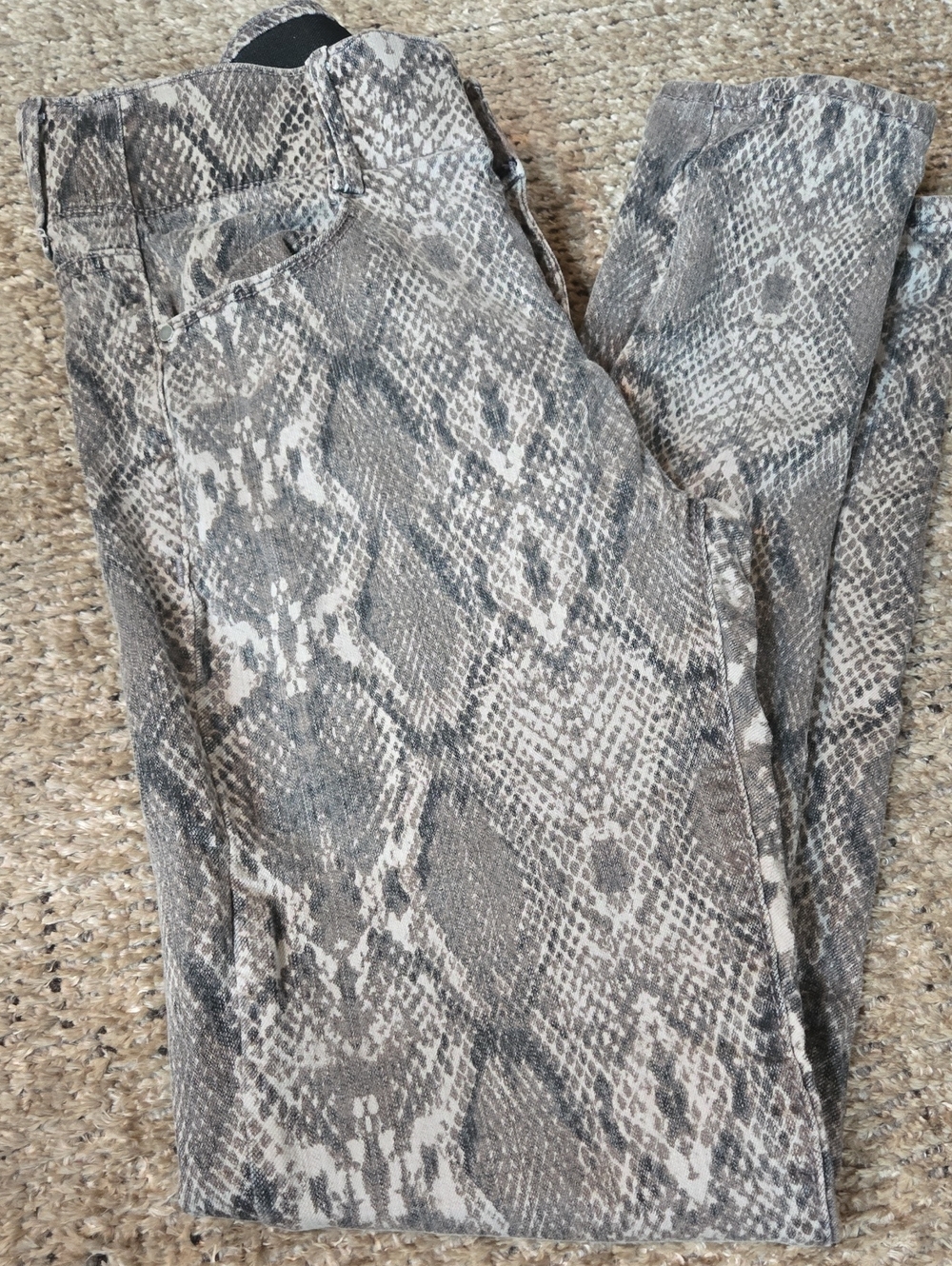 Apt. 9 Women’s Snake Print Skinny Jeans - Gray